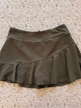 Forever 21 khaki green tennis skirt with built in shorts